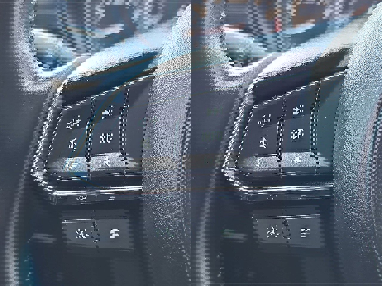 Used 2021 MAZDA CX-5 Touring image 17