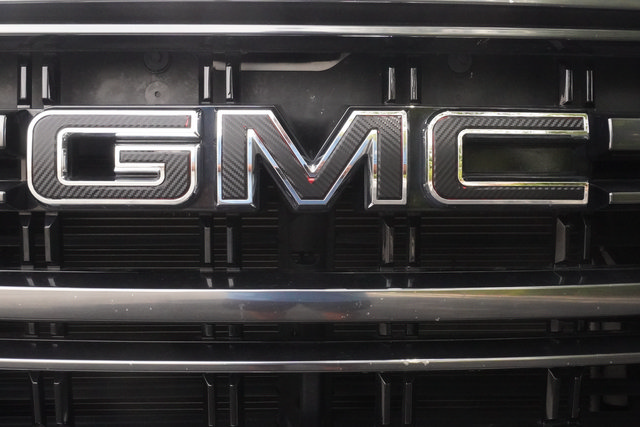 Used 2021 GMC Yukon XL AT4 AWD/4WD image 37
