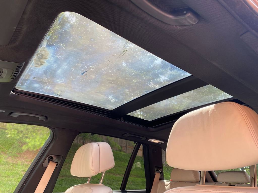 Used 2017 BMW X5 xDrive50i image 48