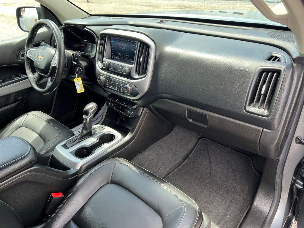 Used 2022 Chevrolet Colorado LT w/ Luxury Package RWD image 11
