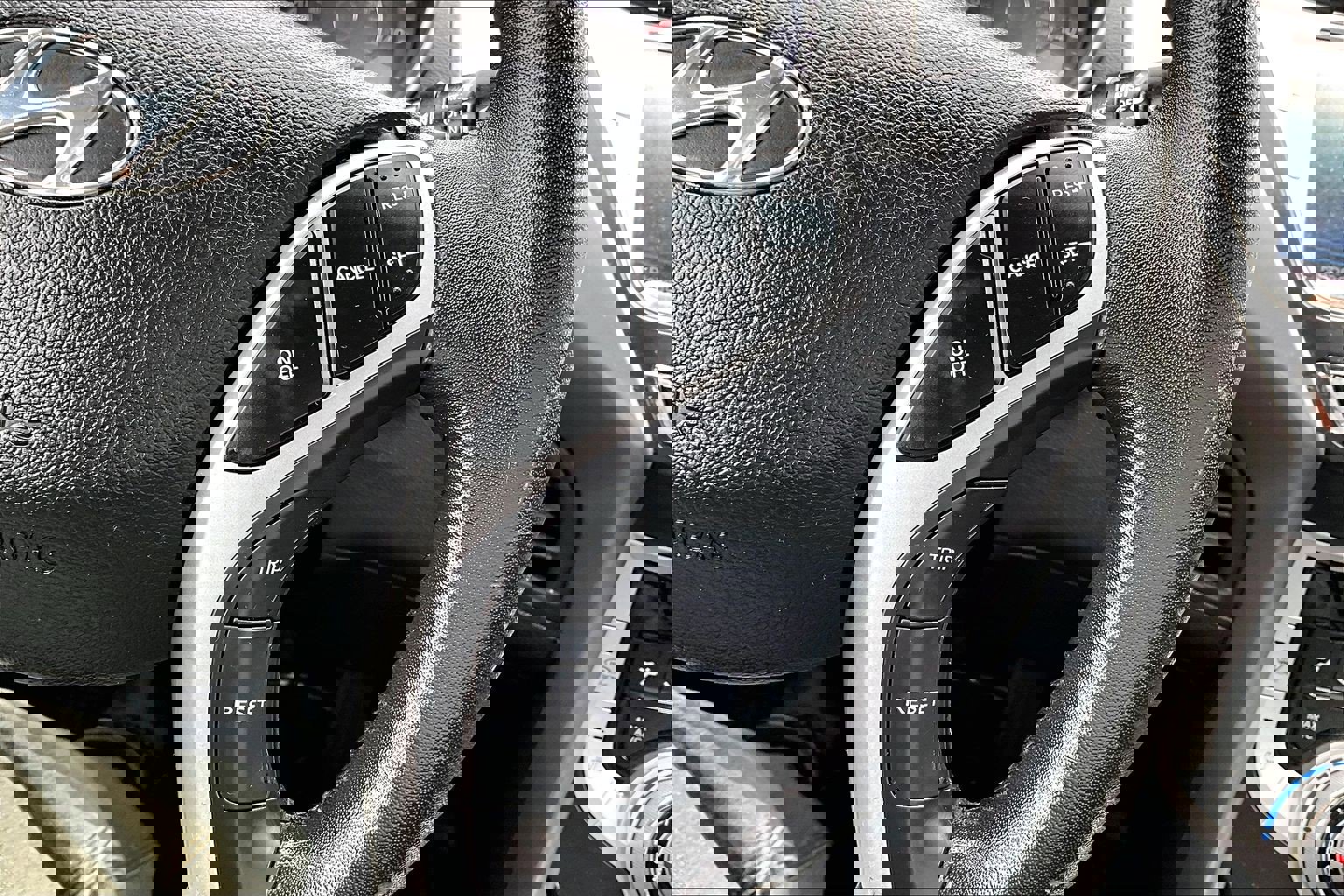 Used 2012 Hyundai Elantra Limited w/ Technology Pkg 5 image 18