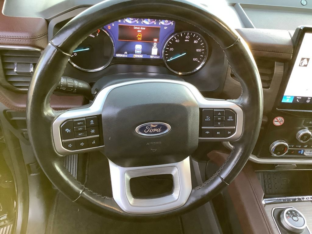 Used 2024 Ford Expedition Limited image 9