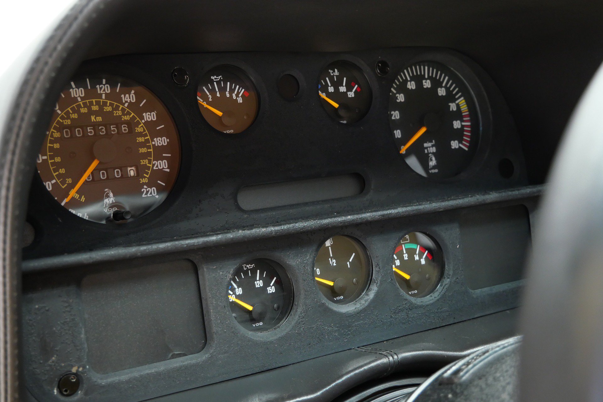 Used 1991 Lamborghini Diablo Coupe RWD image 24