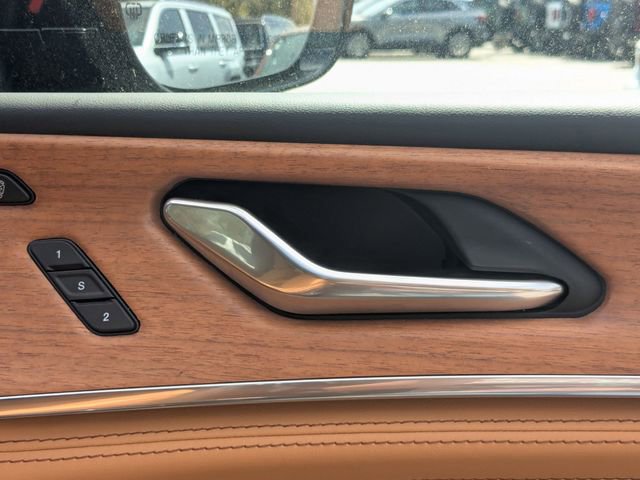 New 2026 Jeep Grand Cherokee L Summit w/ Rear Seat Video Group I AWD/4WD image 35