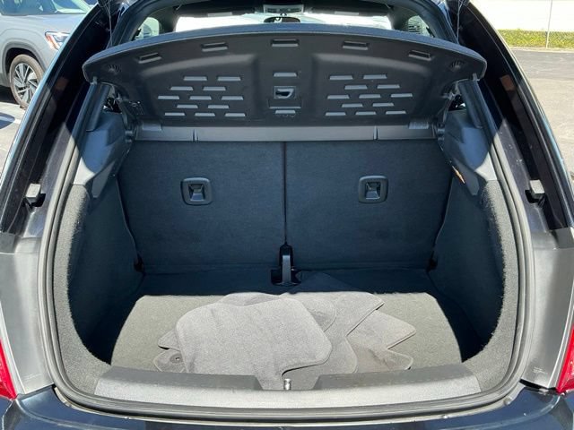 Used 2016 Volkswagen Beetle 1.8T Classic FWD image 16