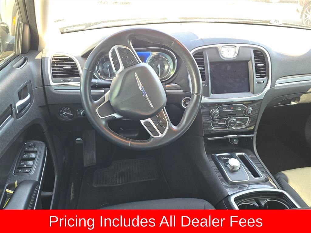 Used 2019 Chrysler 300 Touring w/ Sport Appearance Package RWD image 7