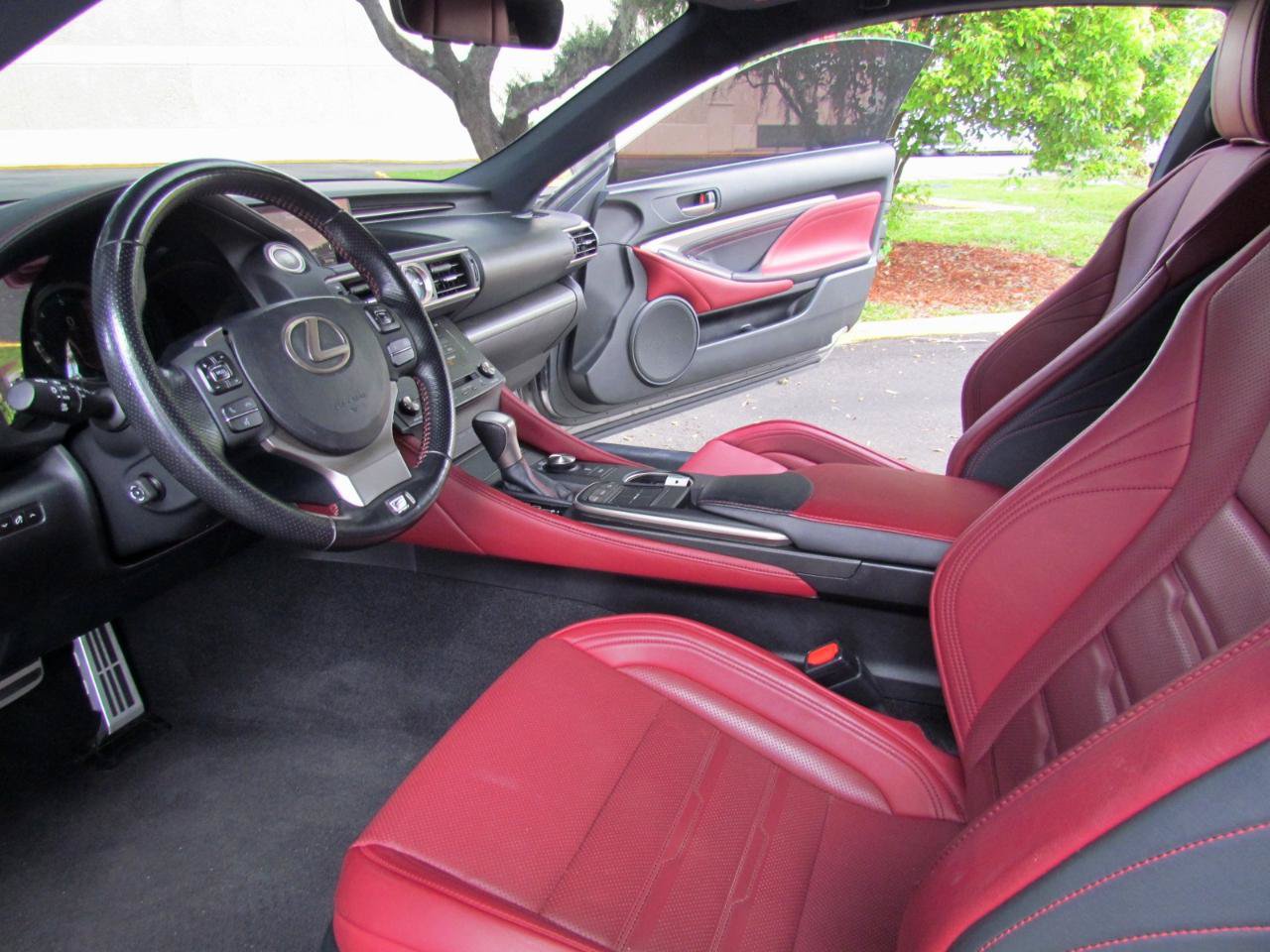 Used 2016 Lexus RC 200t RWD image 20
