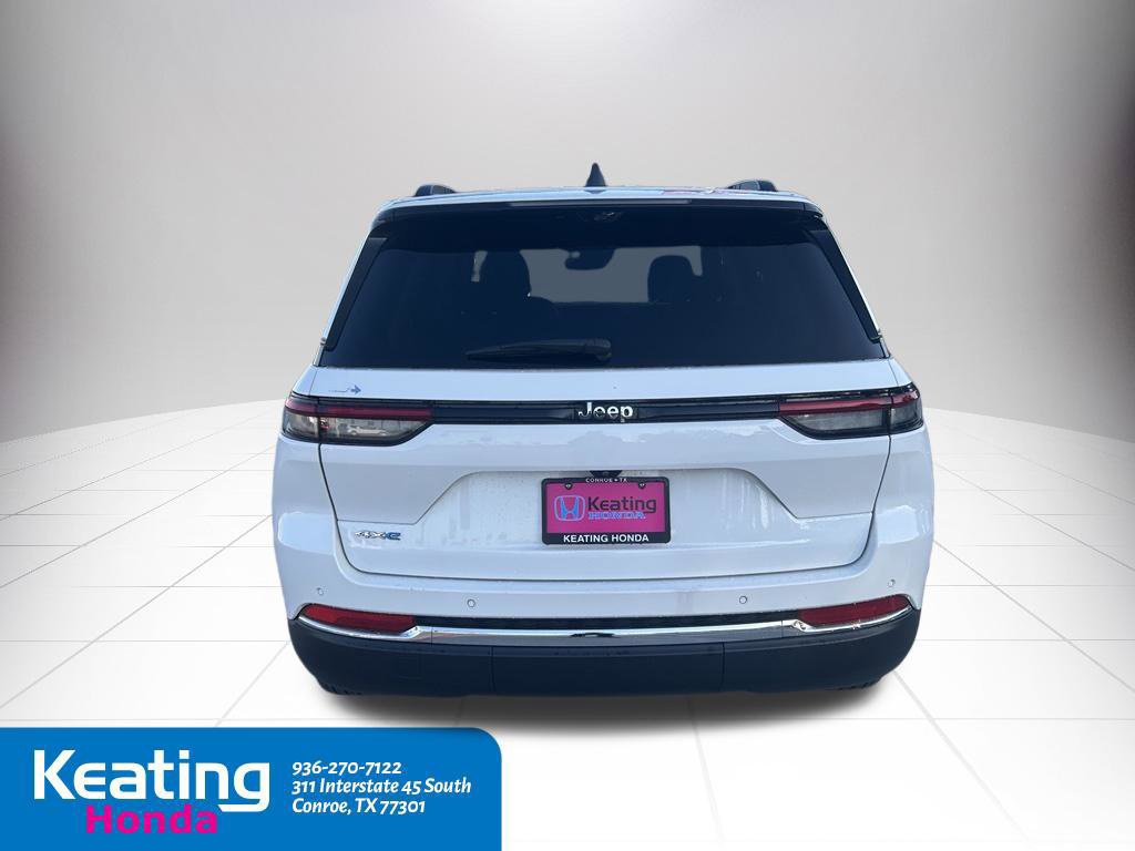 Used 2022 Jeep Grand Cherokee Limited 4xe w/ Luxury Tech Group II AWD/4WD image 4