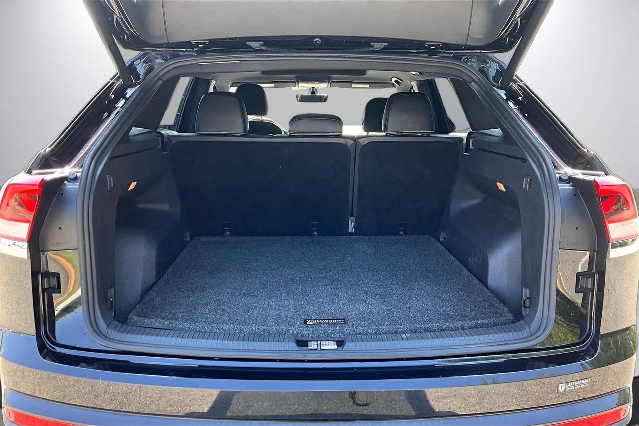Used 2022 Volkswagen Atlas Cross Sport SE w/ Panoramic Sunroof Package AWD/4WD image 25