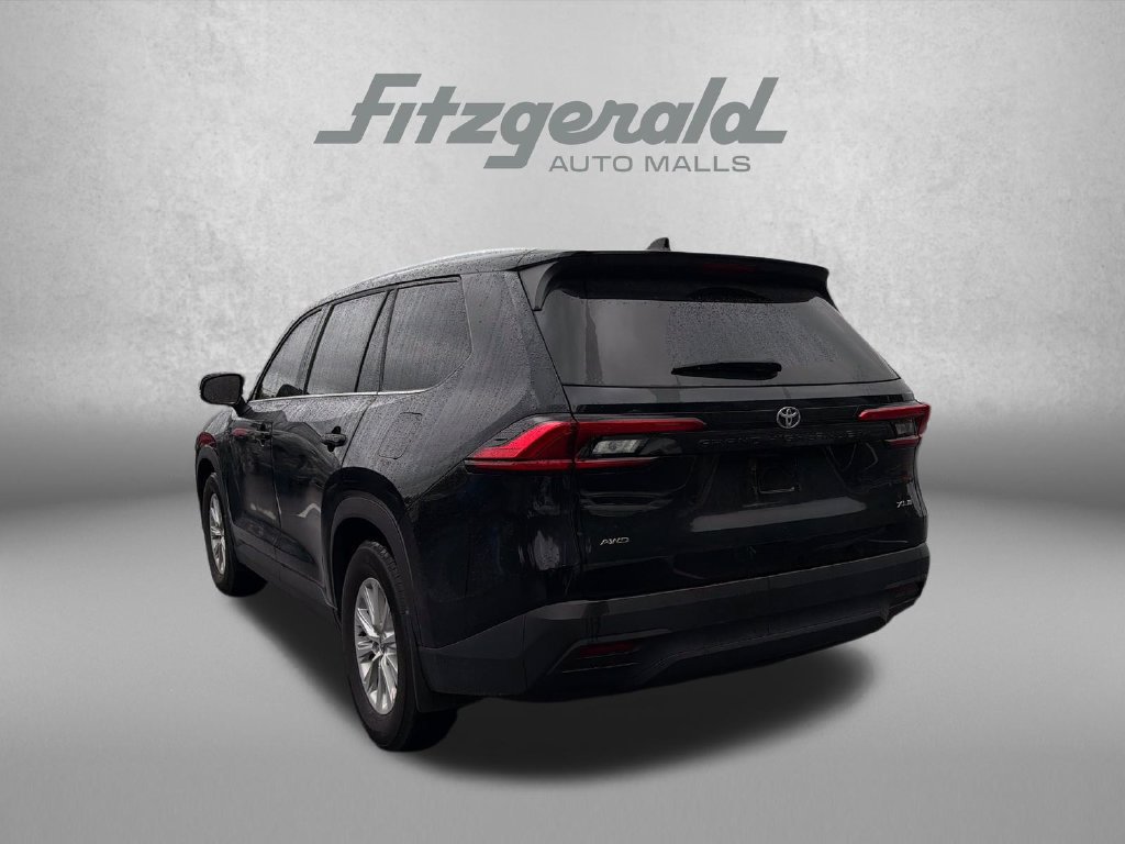 Used 2024 Toyota Grand Highlander AWD image 6