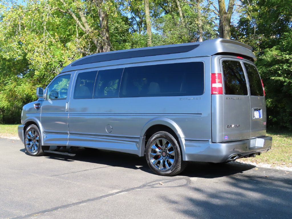 Used 2024 GMC Savana 2500 Extended w/ Driver Convenience Package RWD image 34