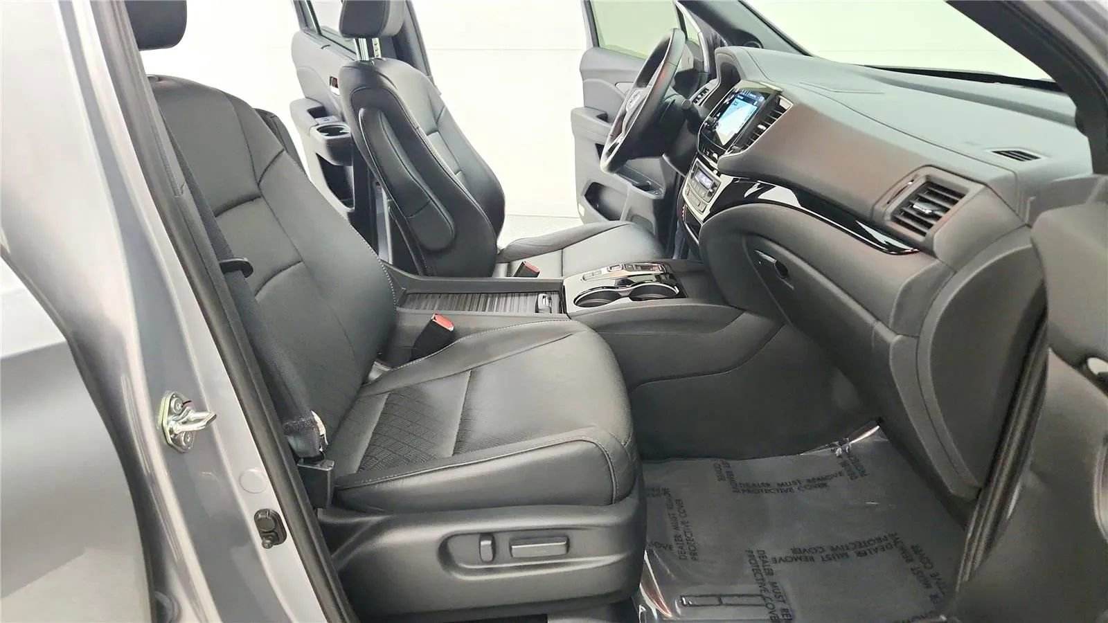 Used 2020 Honda Passport Touring image 37