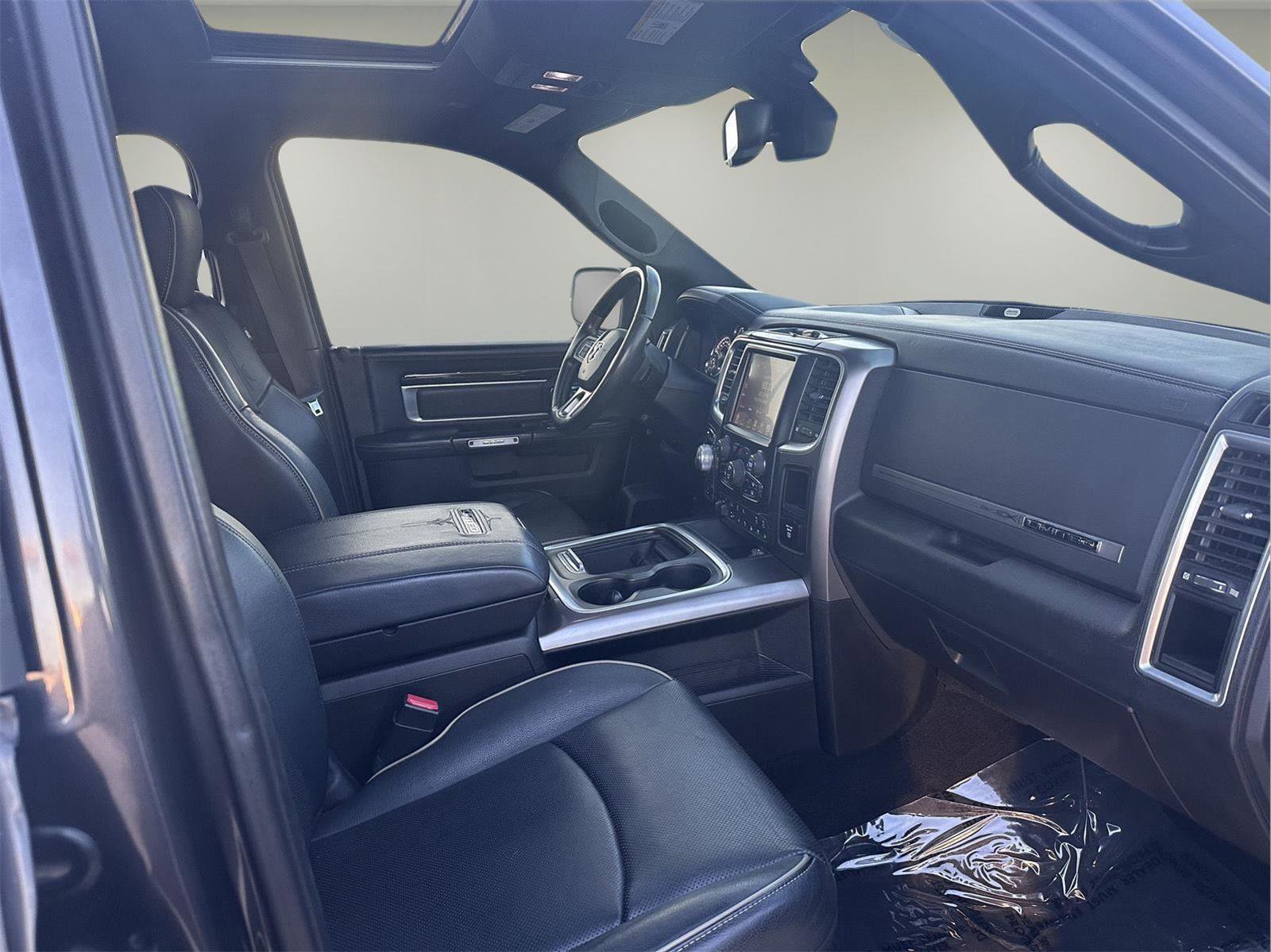 Used 2017 RAM 1500 Limited image 22