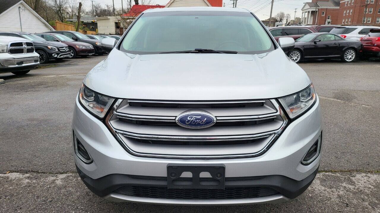 Used 2016 Ford Edge Titanium FWD image 11