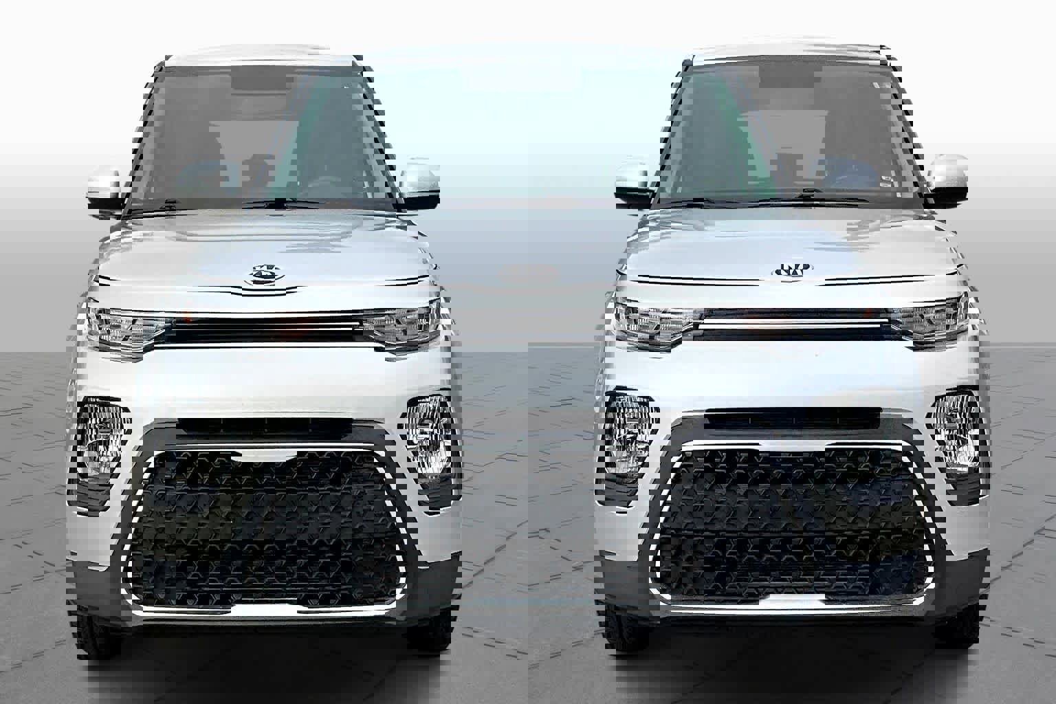 Used 2021 Kia Soul LX image 3