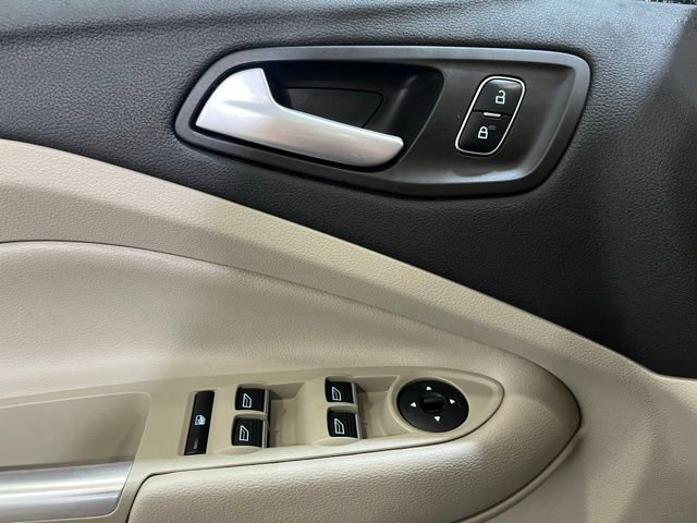 Used 2017 Ford Escape SE w/ Equipment Group 201A image 14