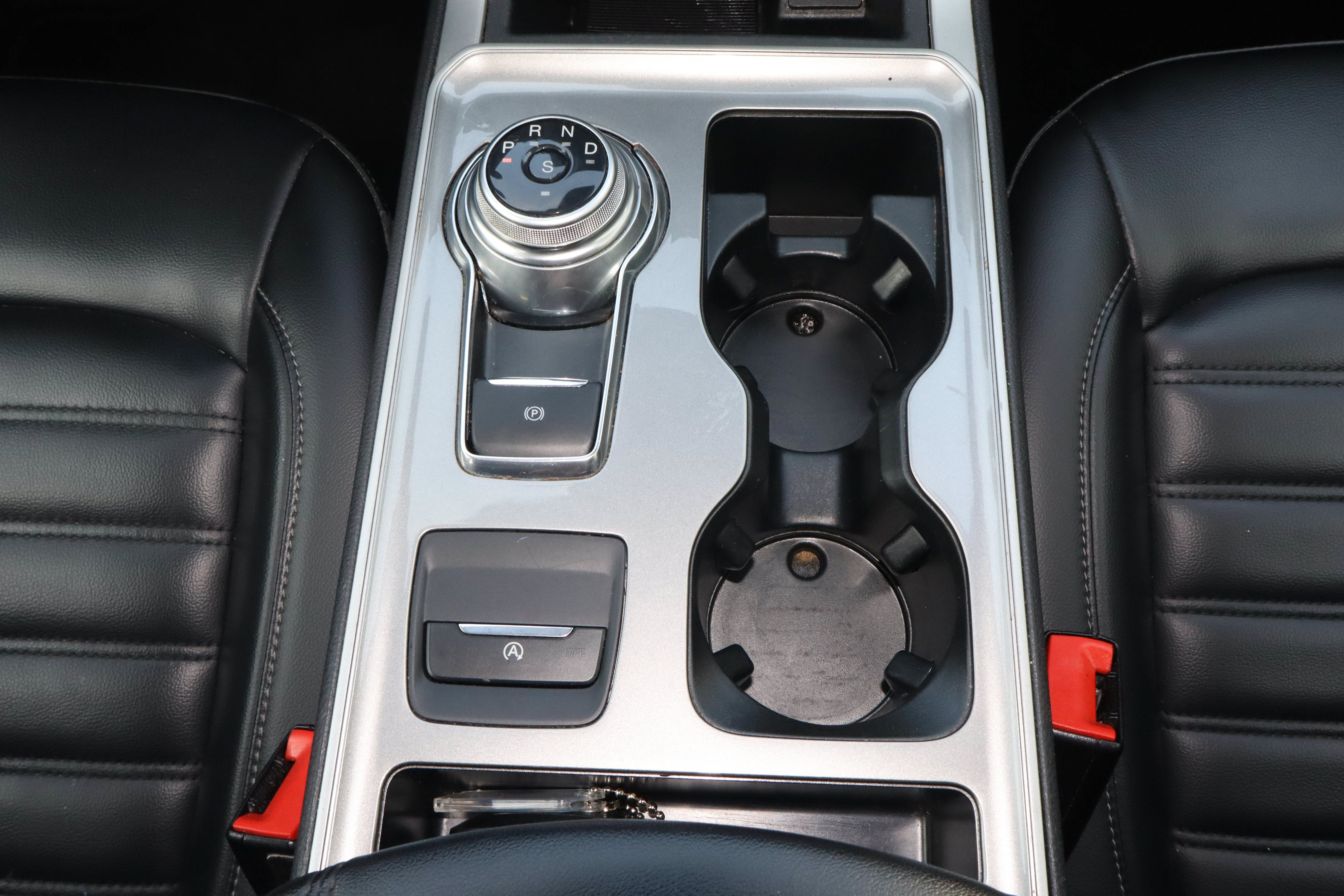 Used 2024 Ford Edge SEL AWD/4WD image 19