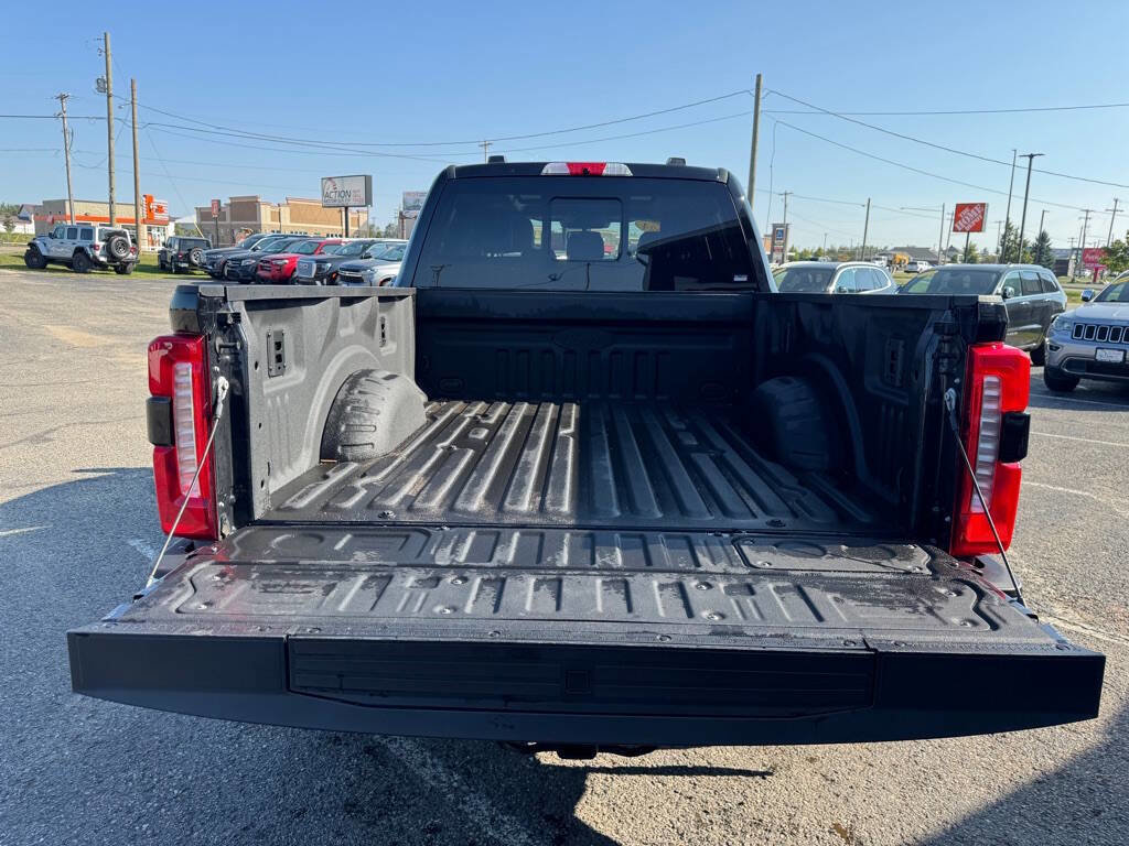 Used 2024 Ford F250 Lariat w/ Lariat Ultimate Package image 37