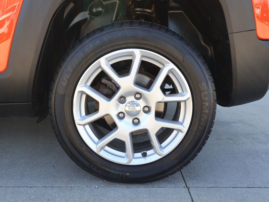 Used 2019 Jeep Renegade Latitude image 34