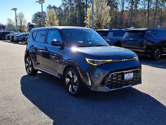 Used 2023 Kia Soul GT-Line w/ GT-Line Technology Package image 4