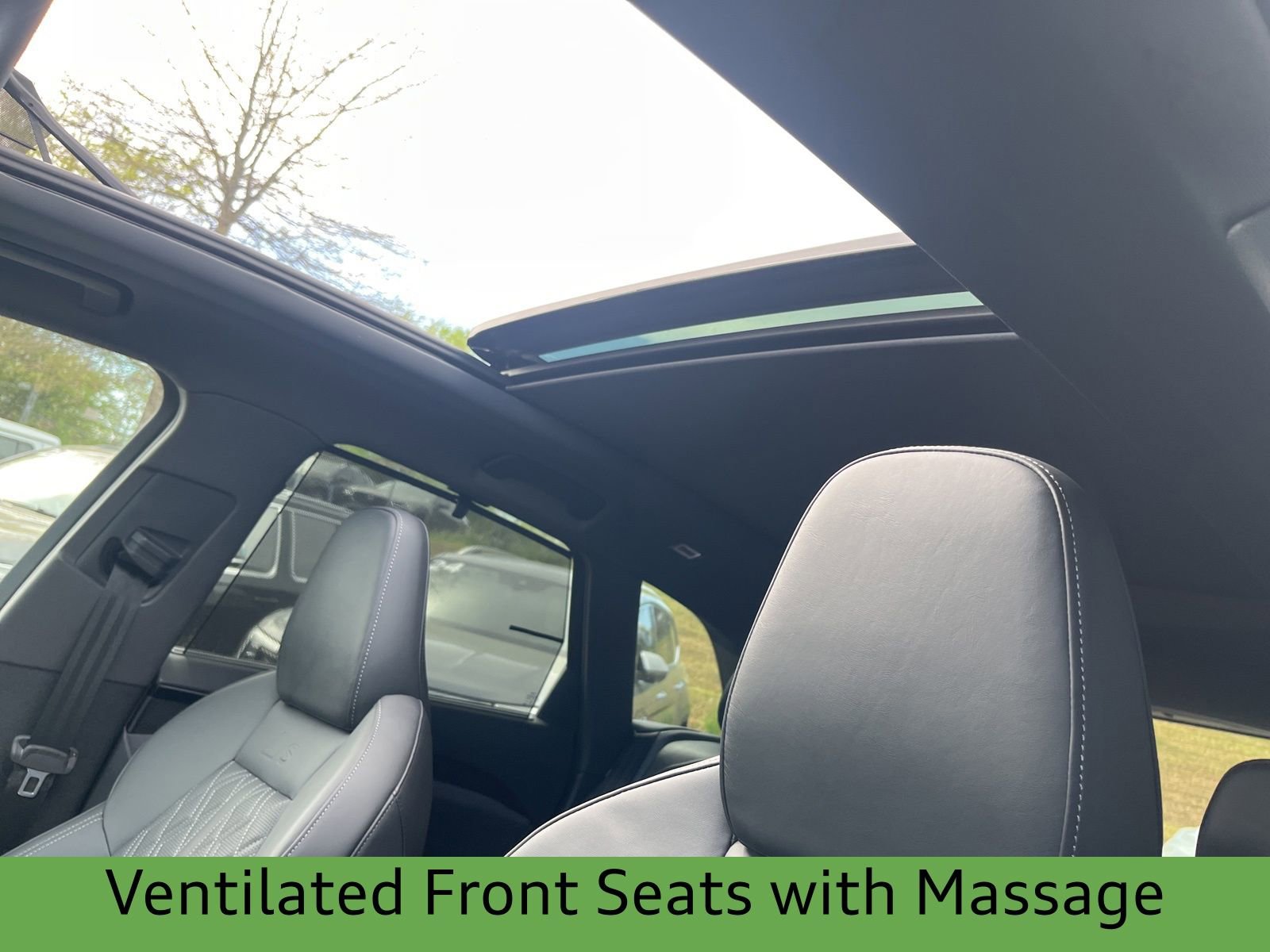 New 2025 Audi SQ5 Prestige image 35