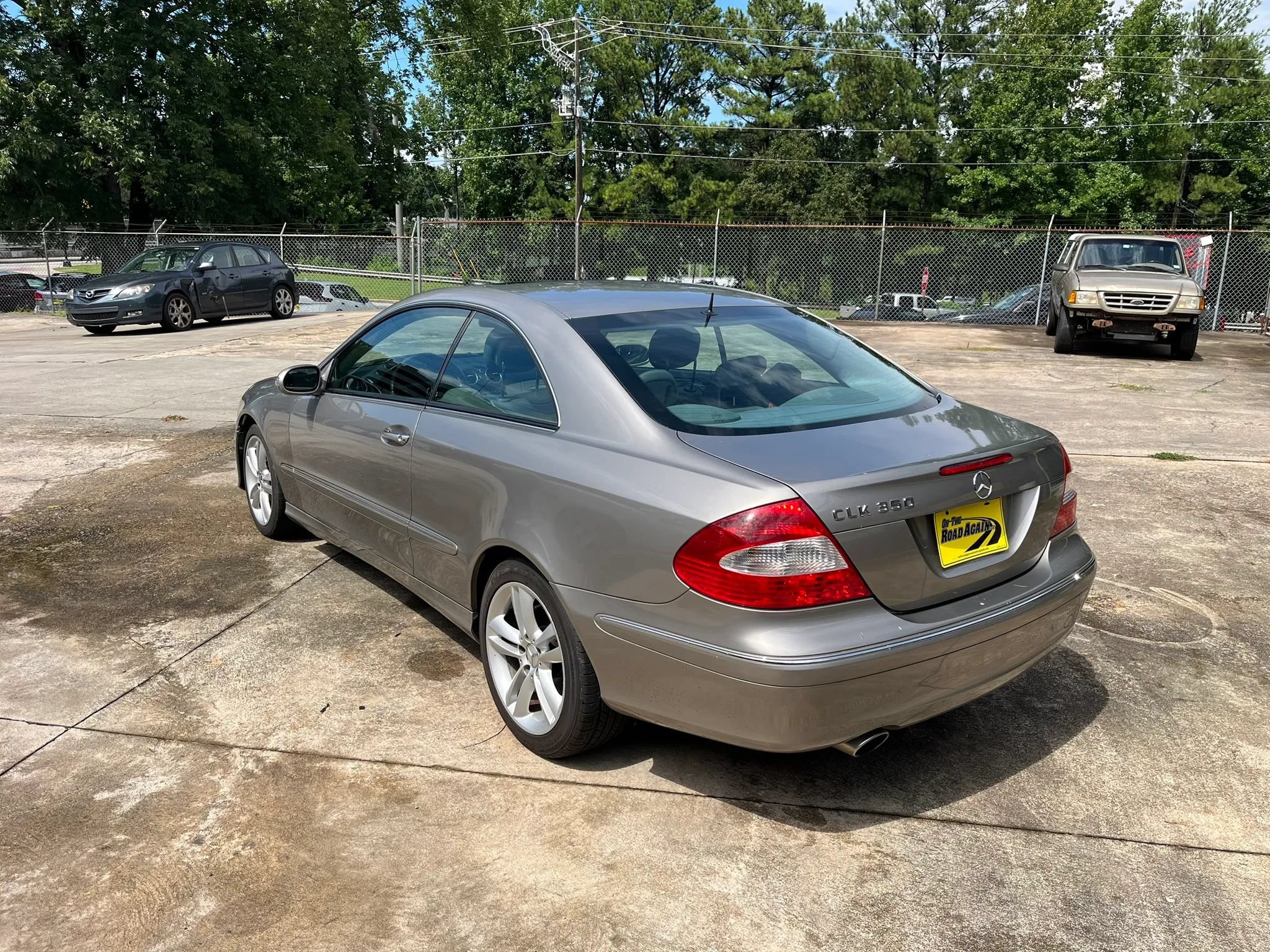 Used 2006 Mercedes-Benz CLK 350 Coupe image 3