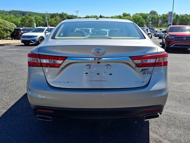Used 2015 Toyota Avalon XLE Premium FWD image 7