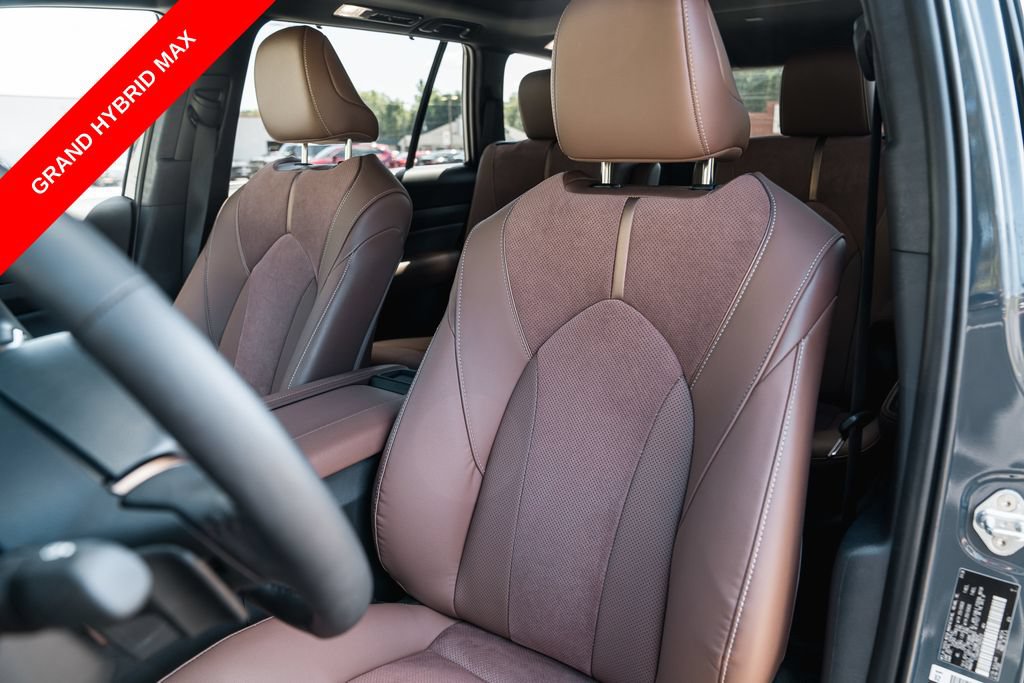 Certified 2026 Toyota Grand Highlander AWD Hybrid image 26