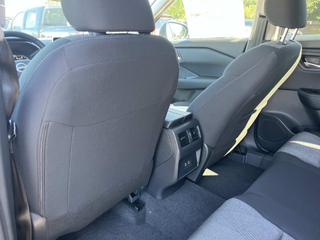New 2026 Nissan Rogue SV AWD/4WD image 19
