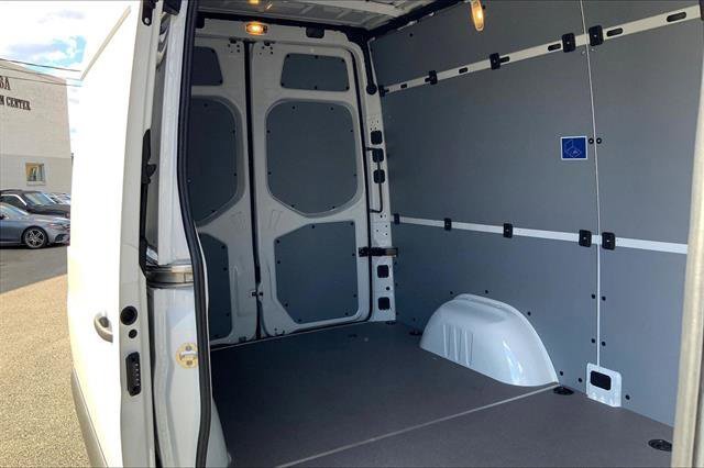 New 2026 Mercedes-Benz Sprinter 144 Cargo image 19