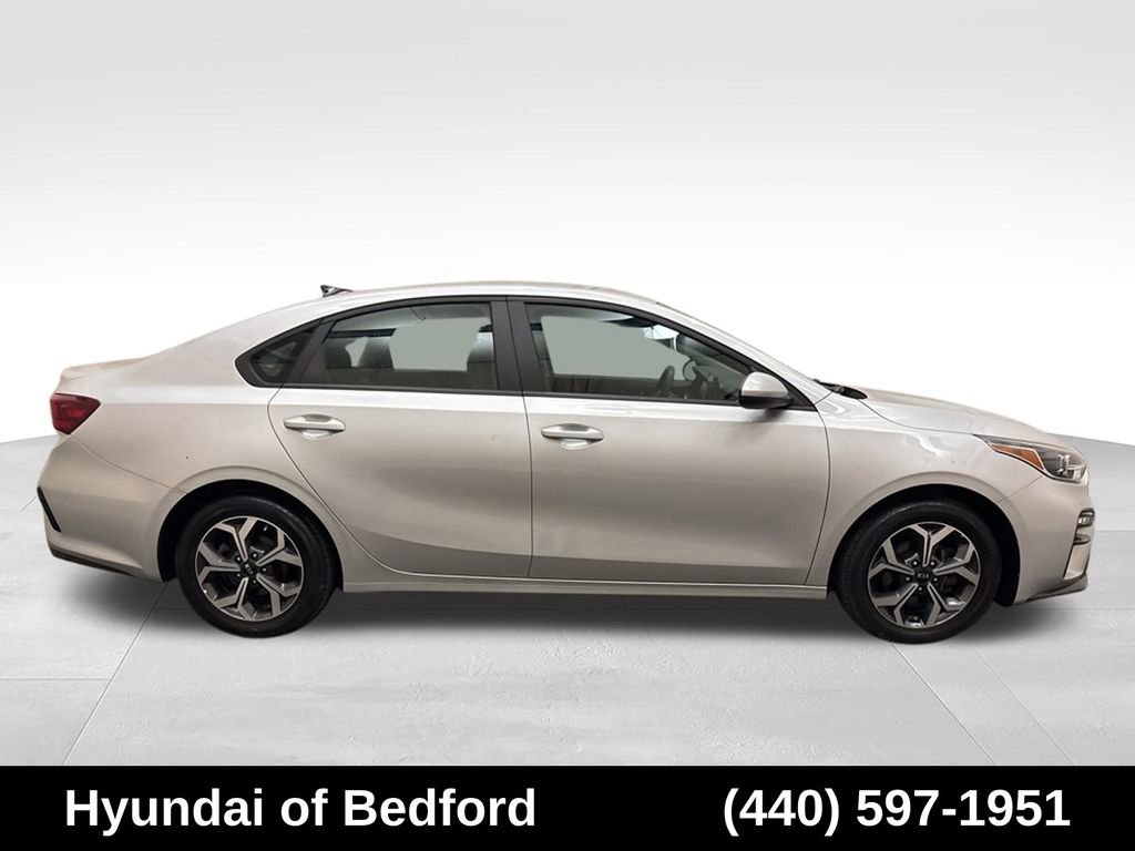 Used 2021 Kia Forte LXS FWD image 4