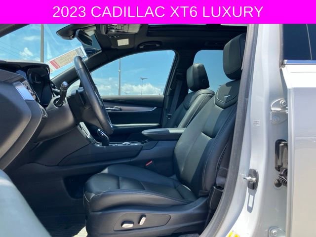 Used 2023 Cadillac XT6 Luxury w/ LPO, Floor Liner Package FWD image 19