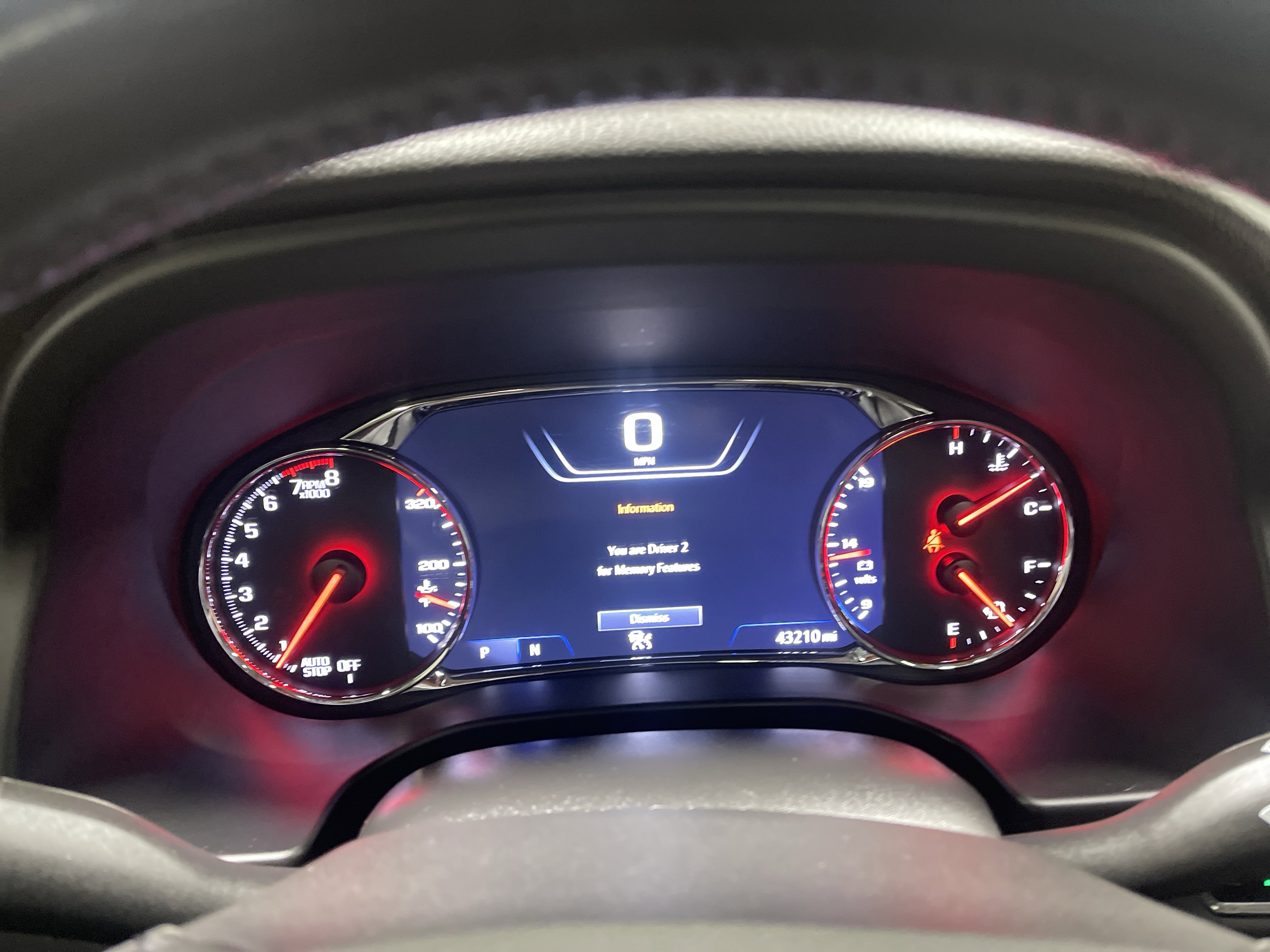 Used 2022 GMC Acadia Denali w/ Denali Ultimate Package image 32