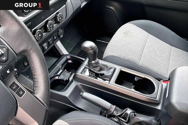 Certified 2020 Toyota Tacoma TRD Sport w/ Technology Package AWD/4WD image 17