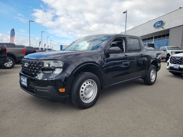 New 2025 Ford Maverick XL image 2