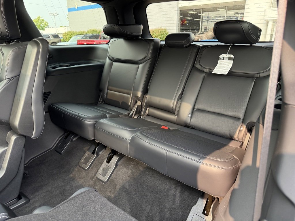 New 2025 Ford Expedition Platinum w/ Stealth Performance Package image 25