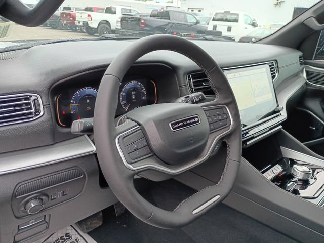 New 2026 Jeep Grand Wagoneer L Limited w/ Premium Group II AWD/4WD image 11