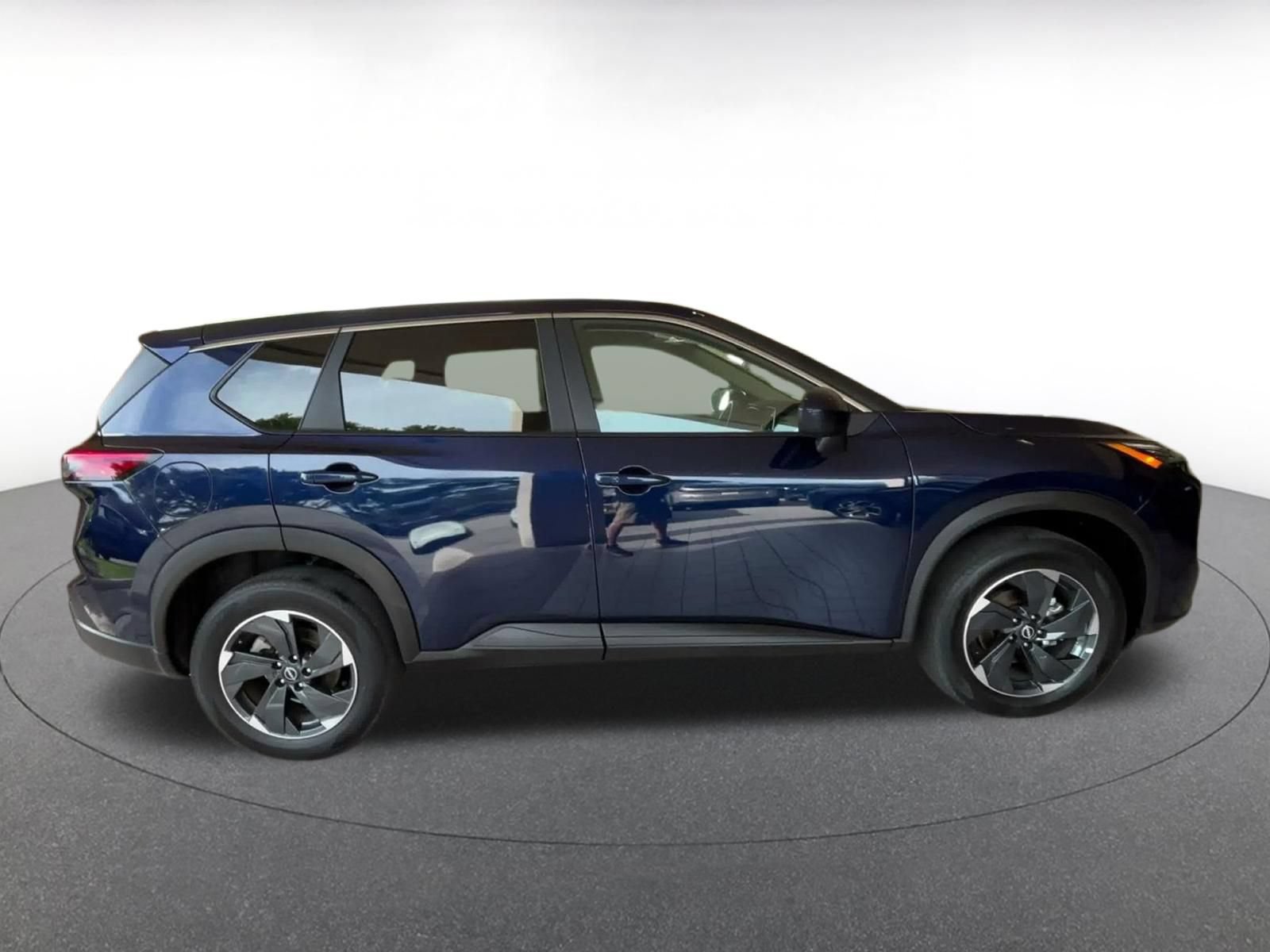 Used 2026 Nissan Rogue SV AWD/4WD image 15