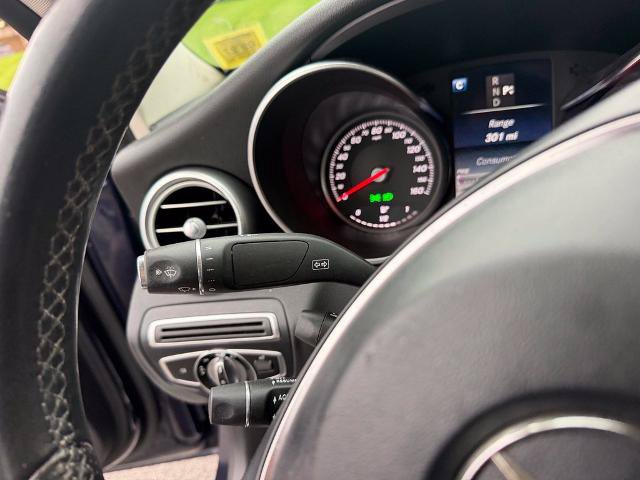 Used 2017 Mercedes-Benz C 300 4MATIC Sedan image 33
