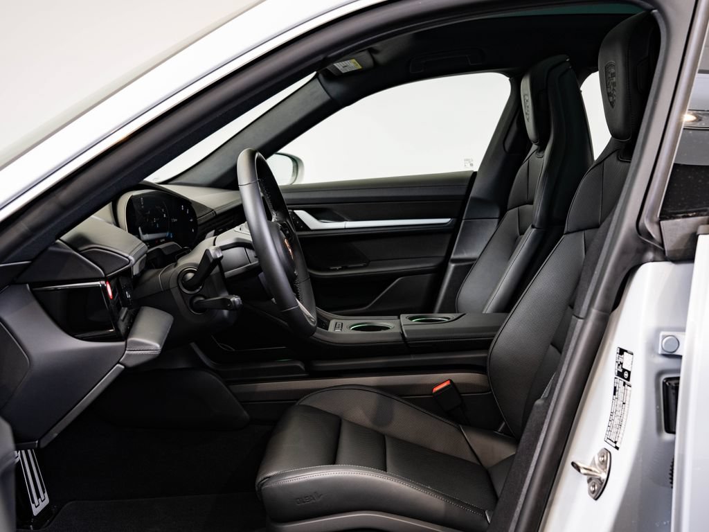 New 2026 Porsche Taycan 4S AWD/4WD image 5