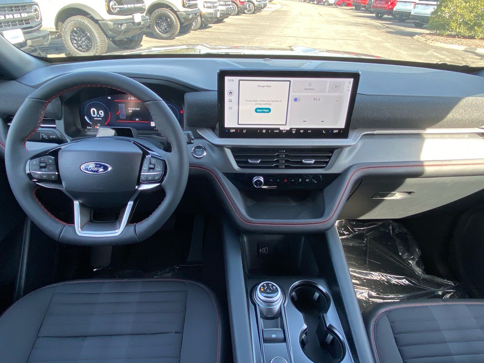 New 2026 Ford Explorer ST-Line w/ ST-Line Street Pack AWD/4WD image 9