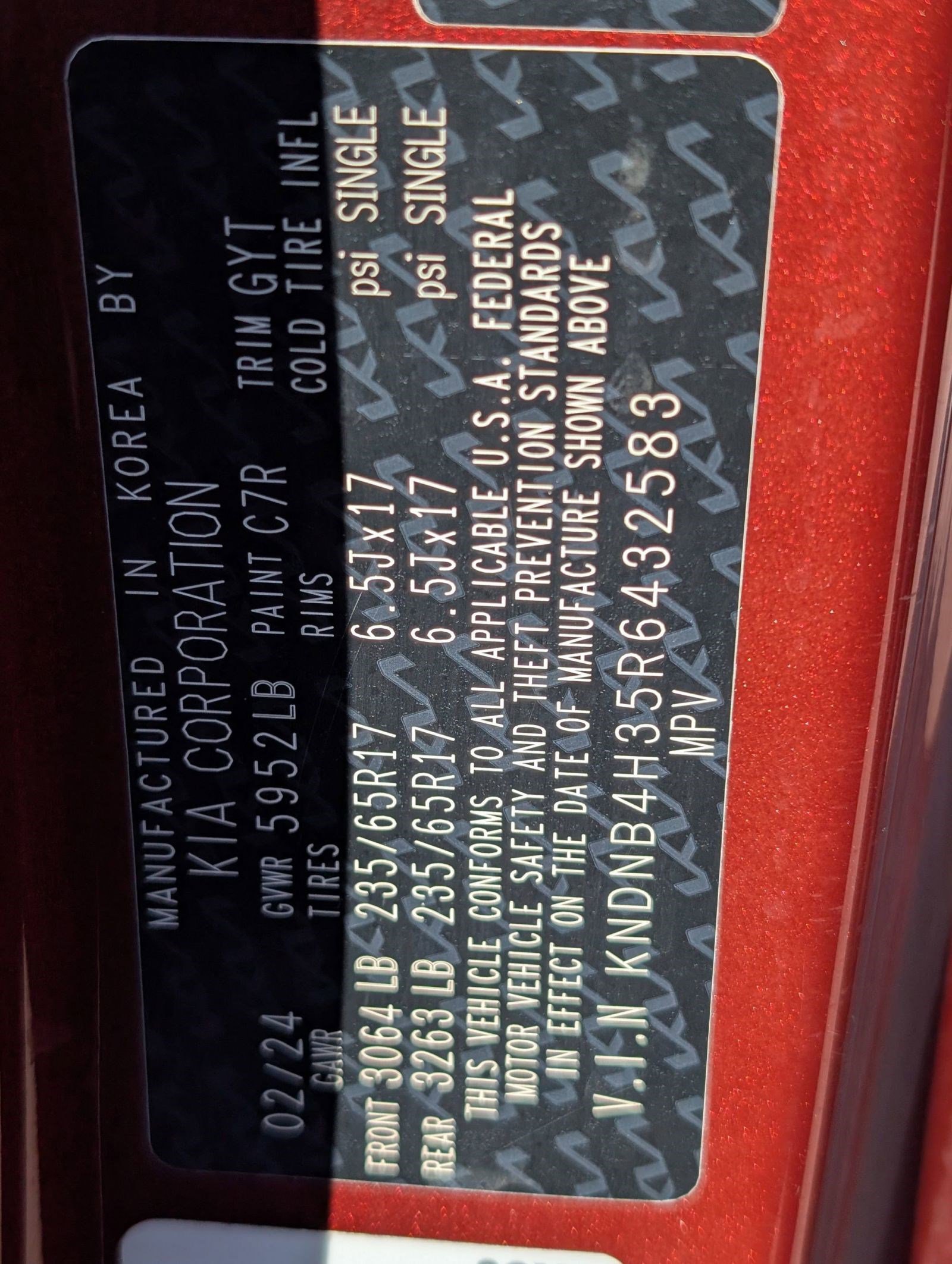 Used 2024 Kia Carnival LX image 23