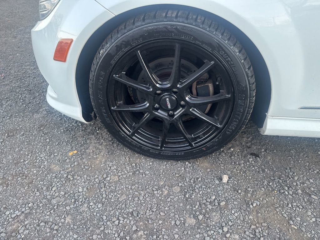 Used 2011 Mercedes-Benz C 300 4MATIC Sedan image 30