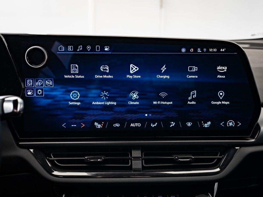 Used 2025 Chevrolet Equinox EV RS image 32