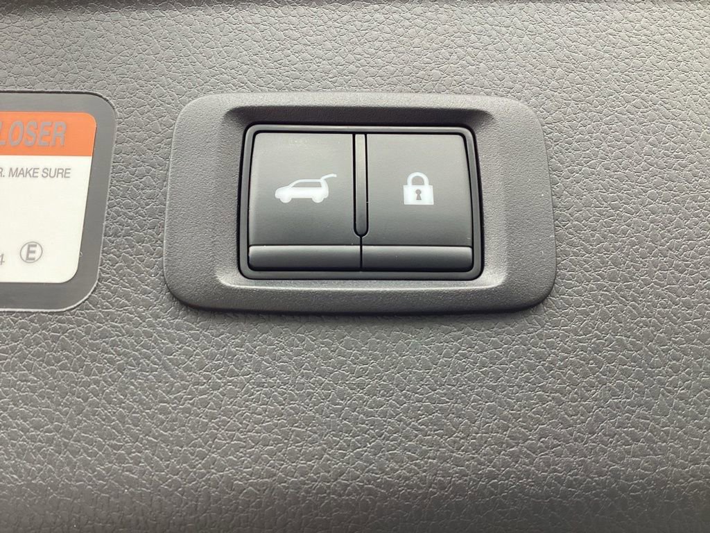 Used 2025 Mitsubishi Eclipse Cross AWD image 12