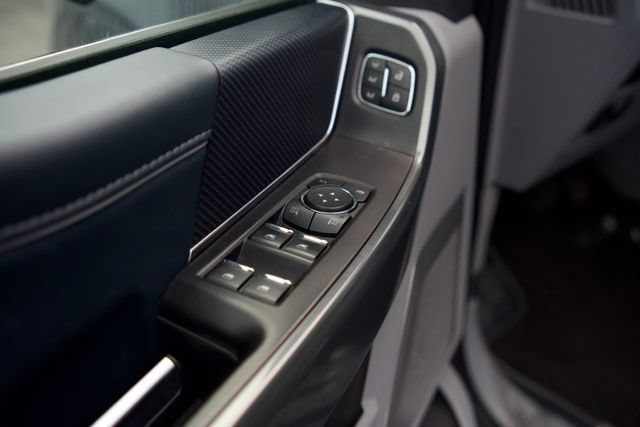 Used 2022 Ford F150 Limited AWD/4WD image 9