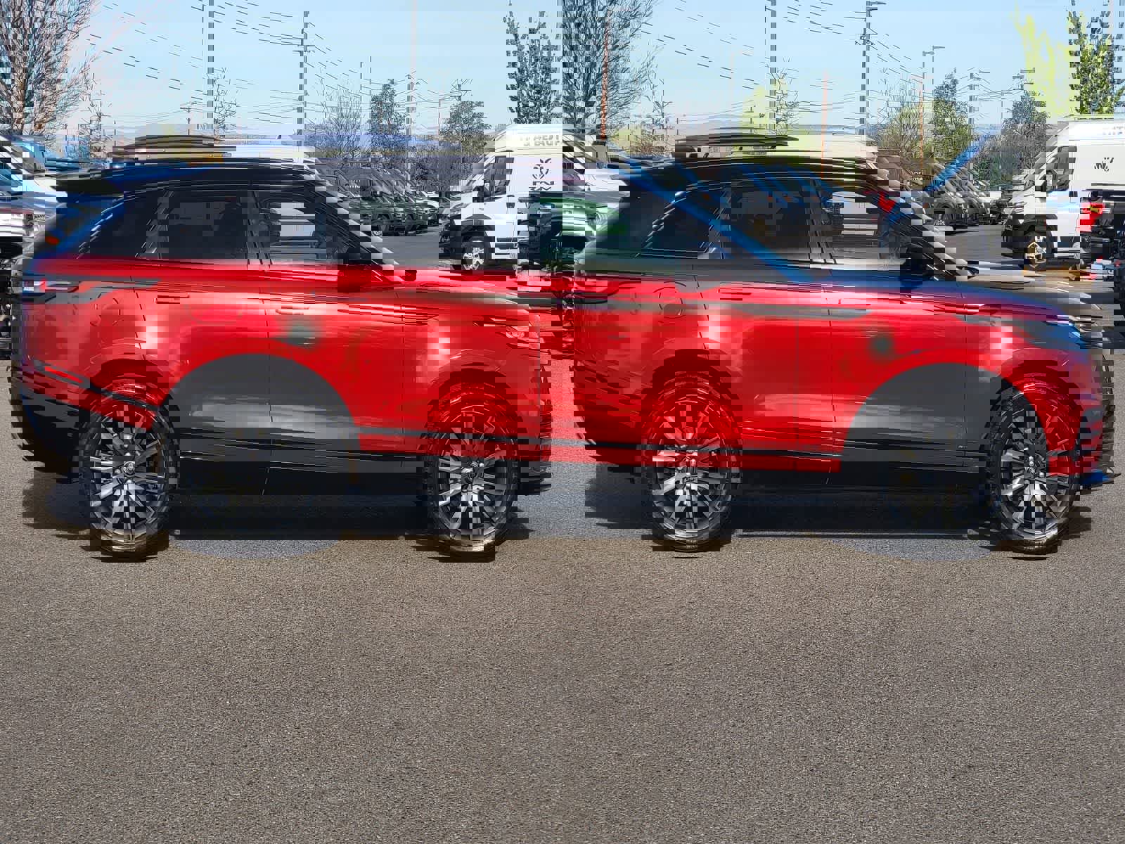 Used 2020 Land Rover Range Rover Velar R-Dynamic S image 4