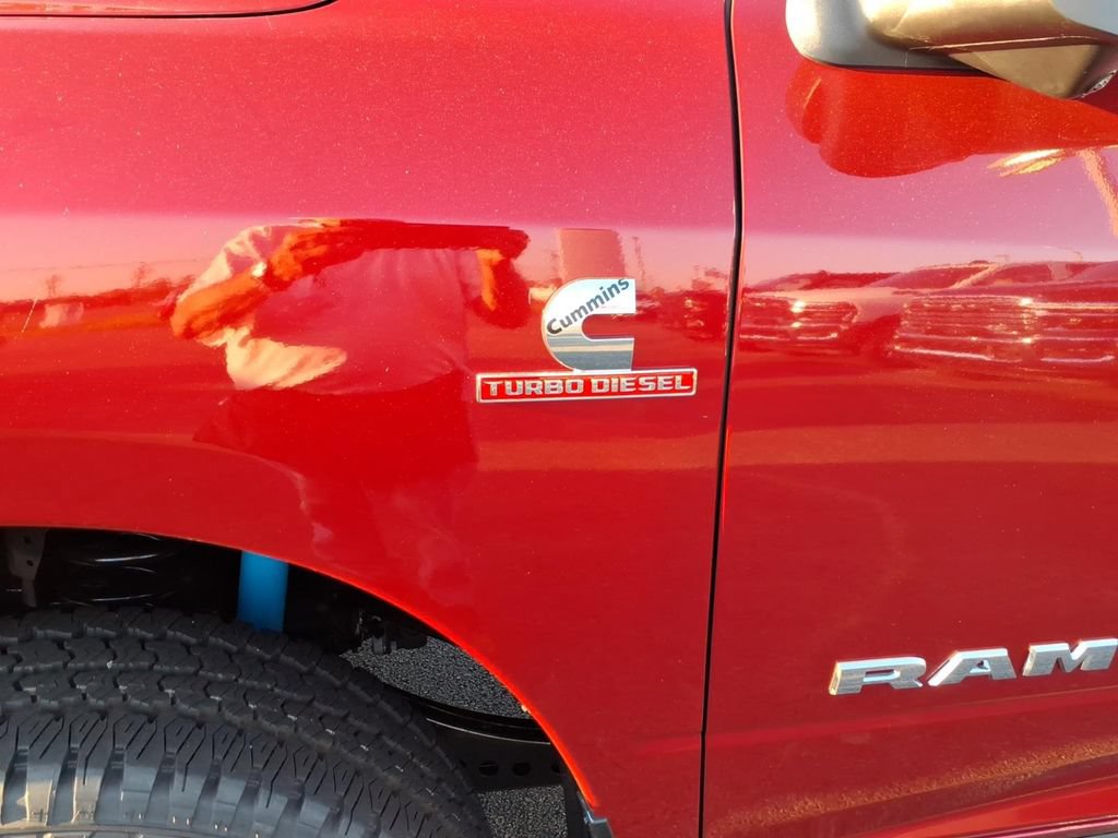 New 2026 RAM 2500 Laramie AWD/4WD image 8