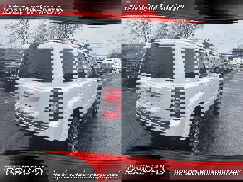 Used 2016 Jeep Patriot High Altitude AWD/4WD image 6