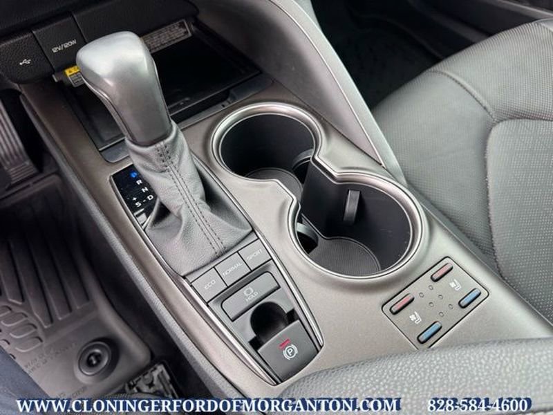 Used 2021 Toyota Camry XSE w/ Navigation Package image 27